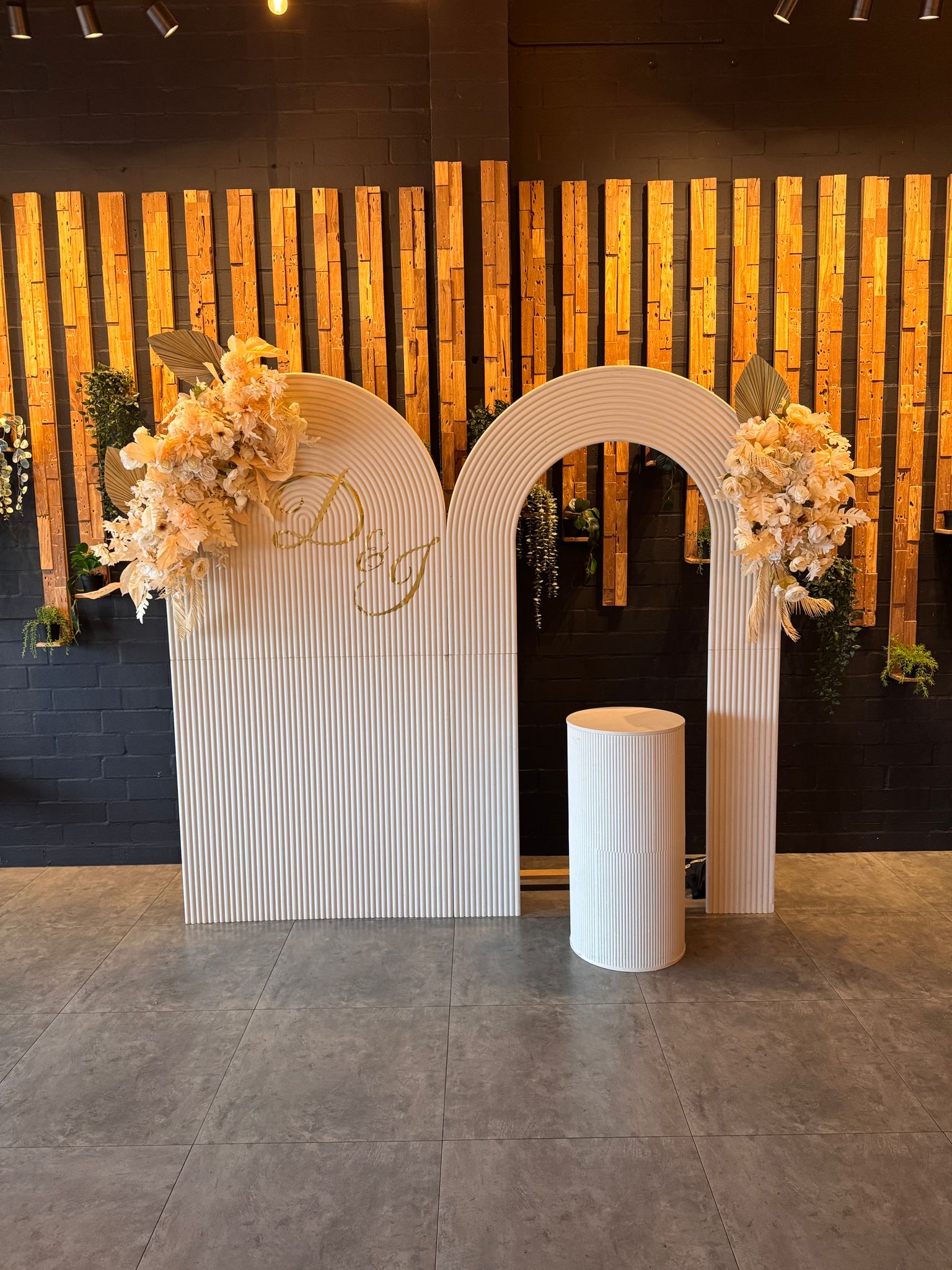 3D Hollow Arch Backdrop - Painted/Non-painted - Foldable